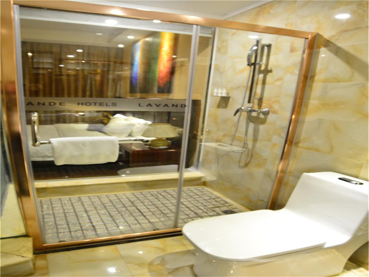 Lavande Hotel Wuhan Railway Station Eksteriør billede